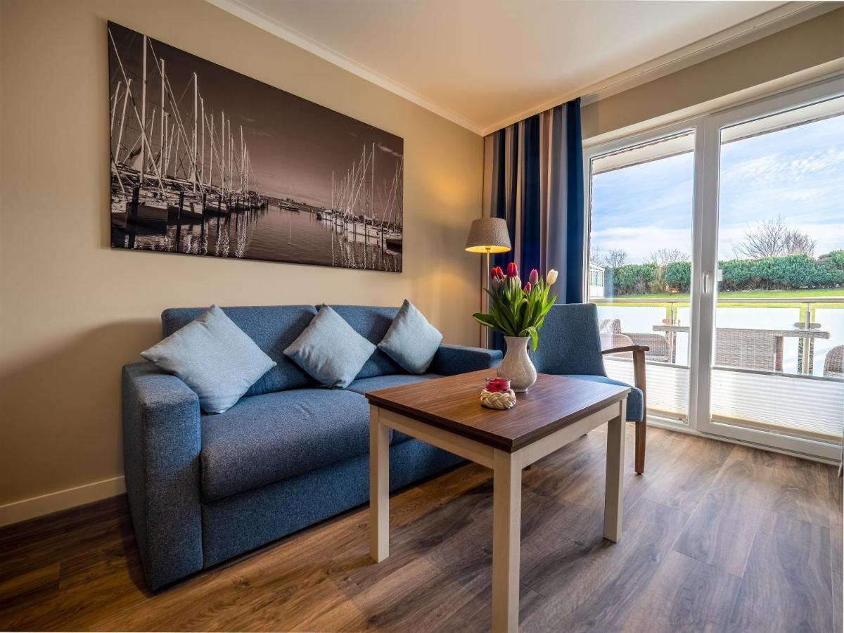 Hotel Tom'S Hus Heiligenhafen Extérieur photo